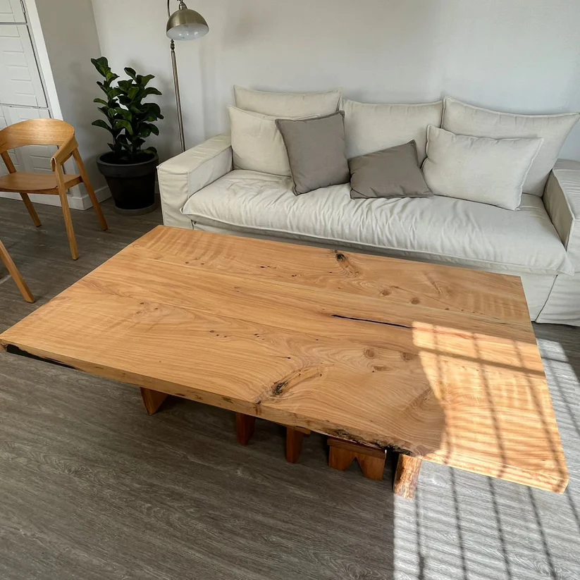 Mesa ratona Canto Vivo (base de madera) - Ensamblado