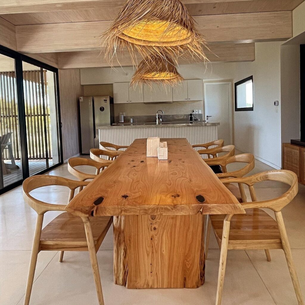 Mesa Multi Slab (tablones ensamblados) · Base de madera